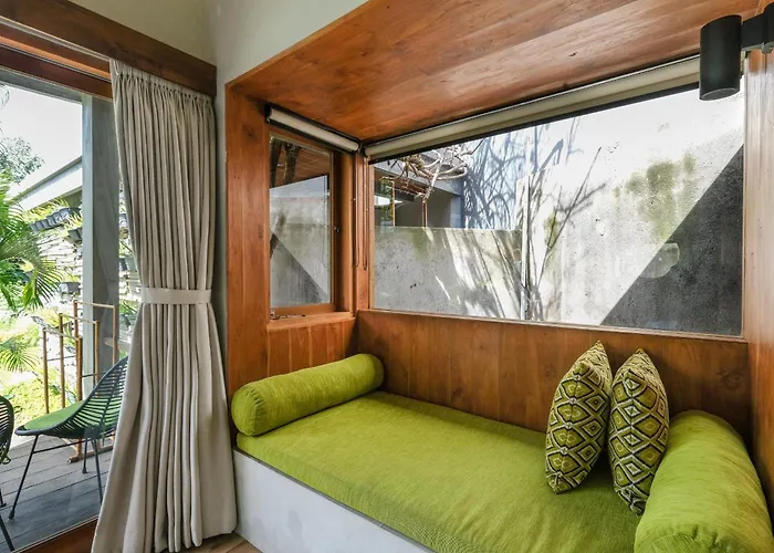 The Elementum 3* Uluwatu